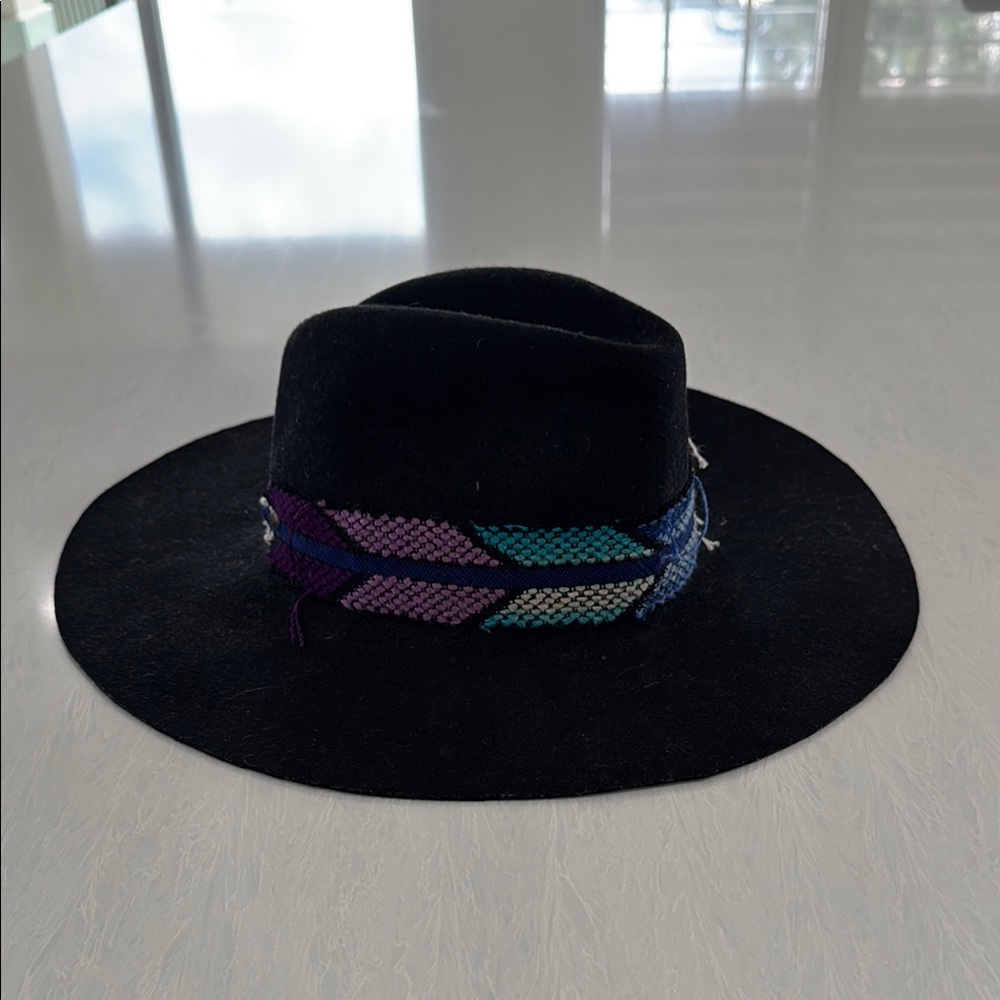 Lovely Bird Felt Black Hat with Multicolor Fray Band OS